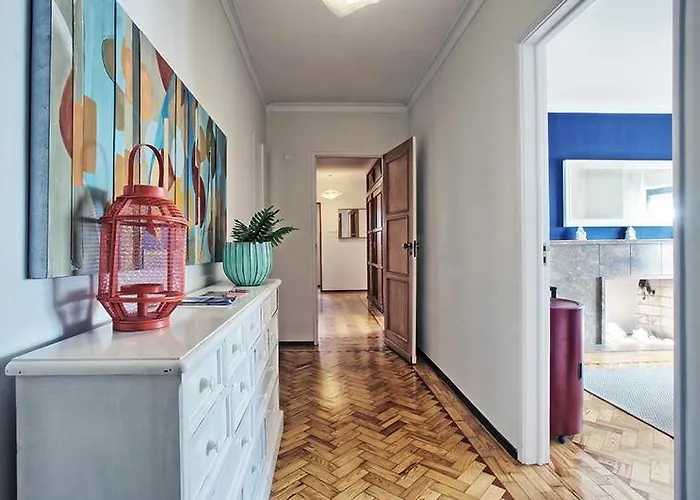 Apolonia 30 Guests Balconies