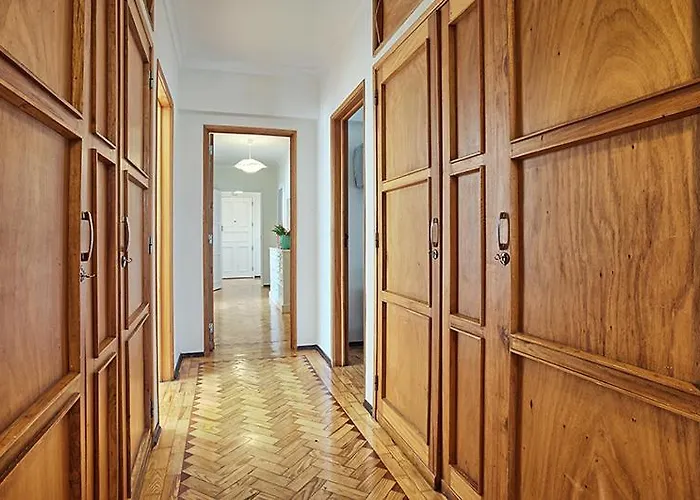 Apolonia 30 Guests Balconies Lisboa