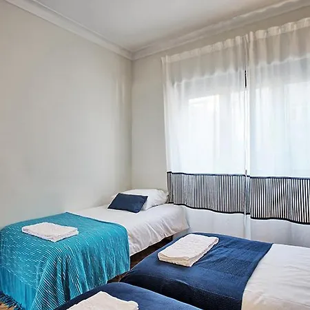 Apolonia 30 Guests Balconies Daire Lisboa