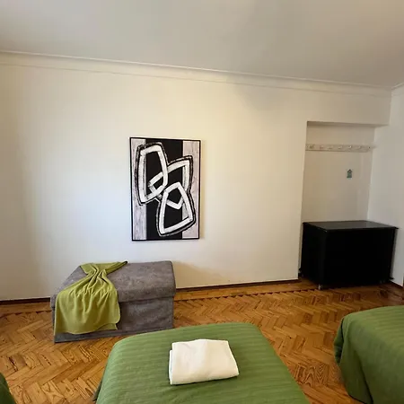 Daire Apolonia 30 Guests Balconies