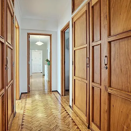 Apolonia 30 Guests Balconies Lisboa