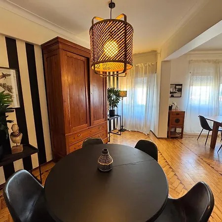 Apolonia 30 Guests Balconies * ליסבון