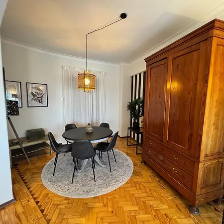 Apolonia 30 Guests Balconies דירה ליסבון