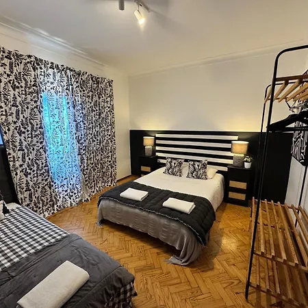 Apolonia 30 Guests Balconies * ליסבון