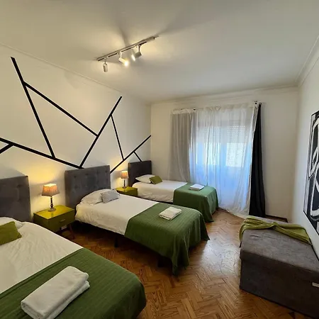 Apolonia 30 Guests Balconies Apartment Lisbon